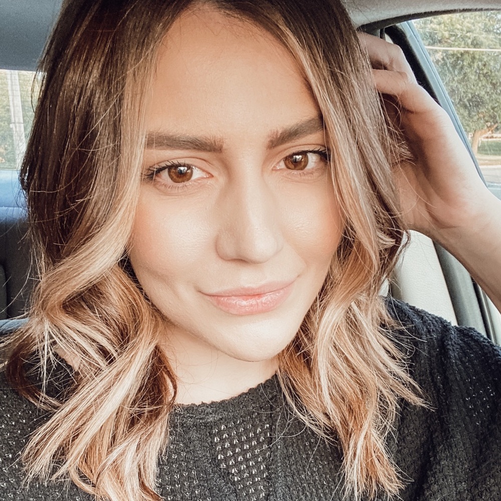 Meet your Posher, Kelly